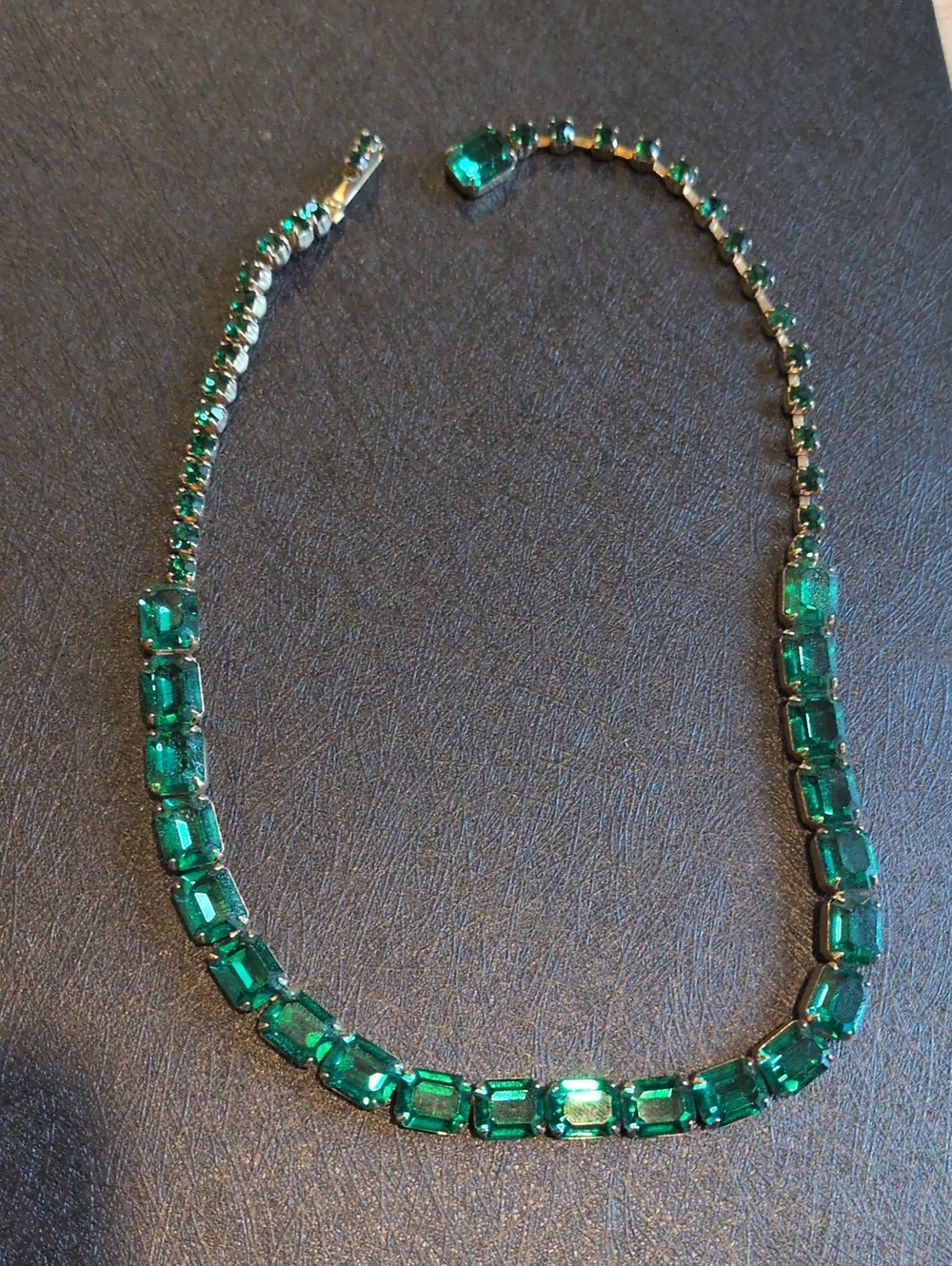 Vintage Weiss Emerald Cut Green Rhinestone Necklace